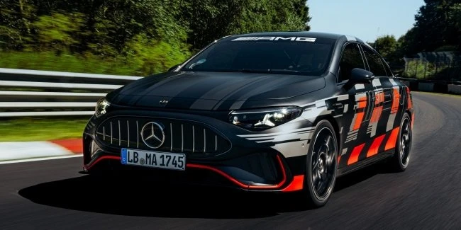 Mercedes-AMG CLA встановив новий рекорд Нюрбургрингу серед електромобілів